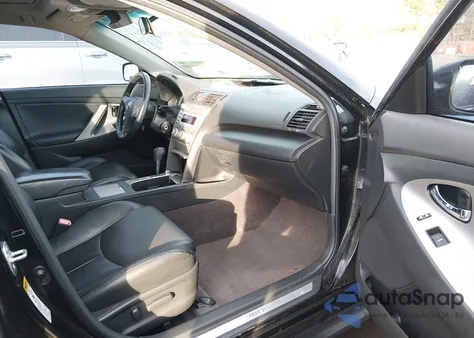 2011 Toyota Camry Se V6 z USA, uszkodzony, nr VIN 4T1BK3EK2BU126351